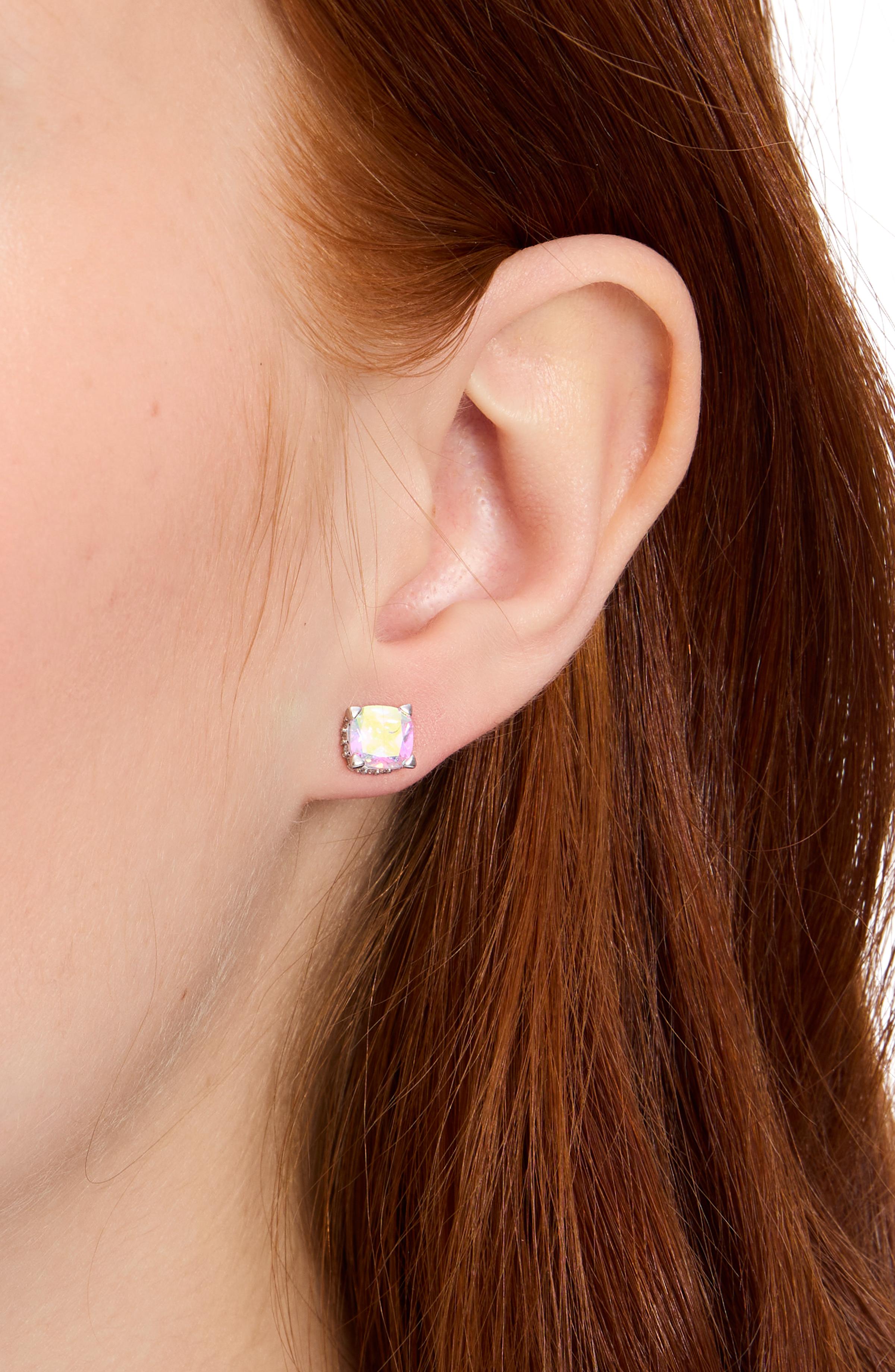 KG883-Little Luxuries 6Mm Square Studs-Ab/Silver.