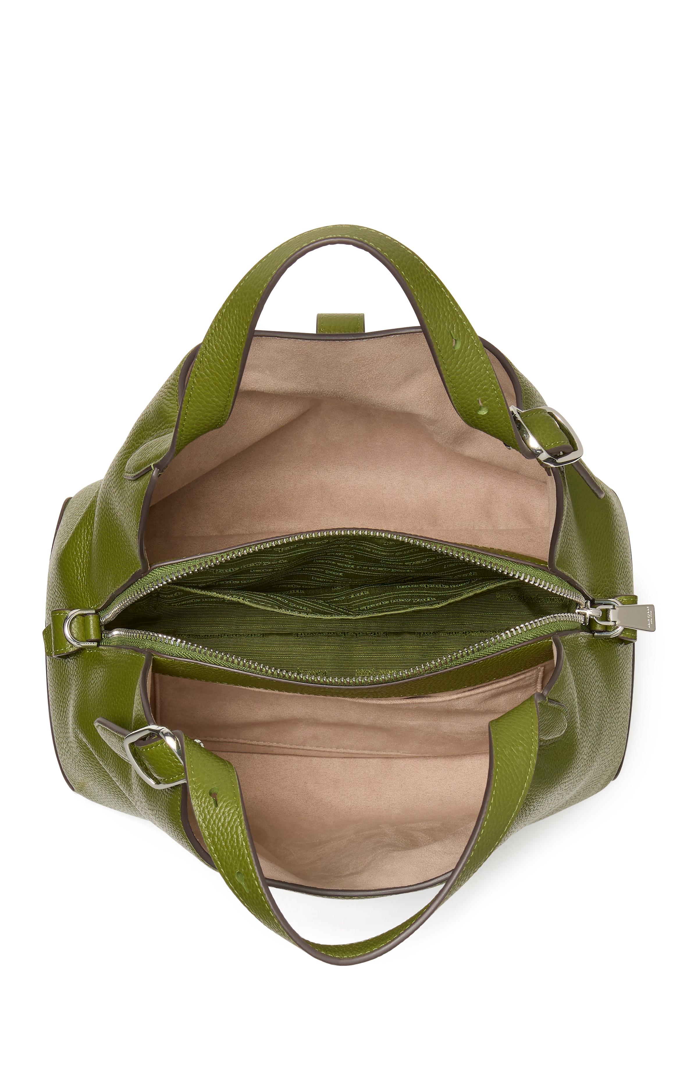 KI557-Deco Crossbody Tote-Jungle Vine