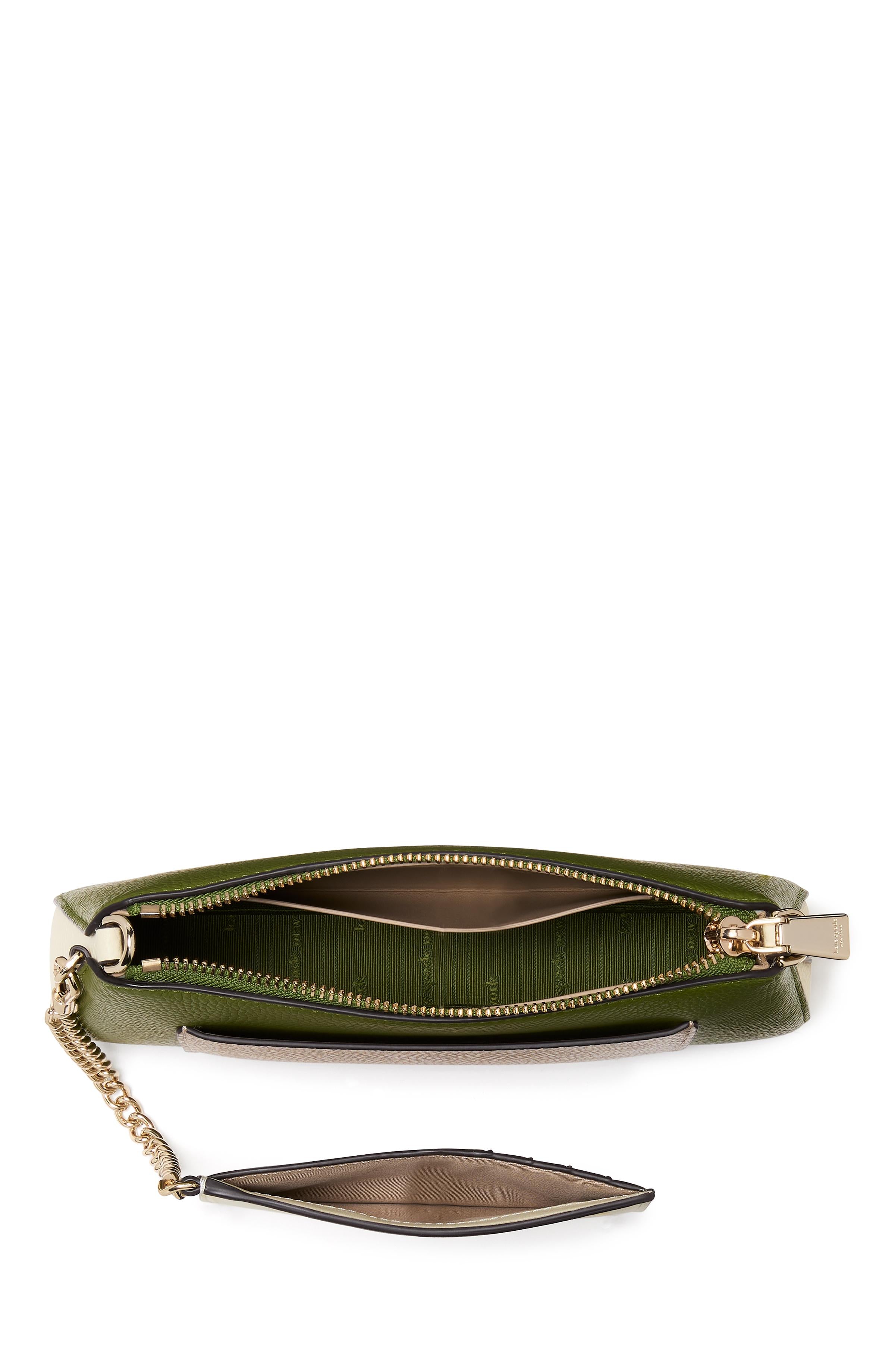 Ava Pochette