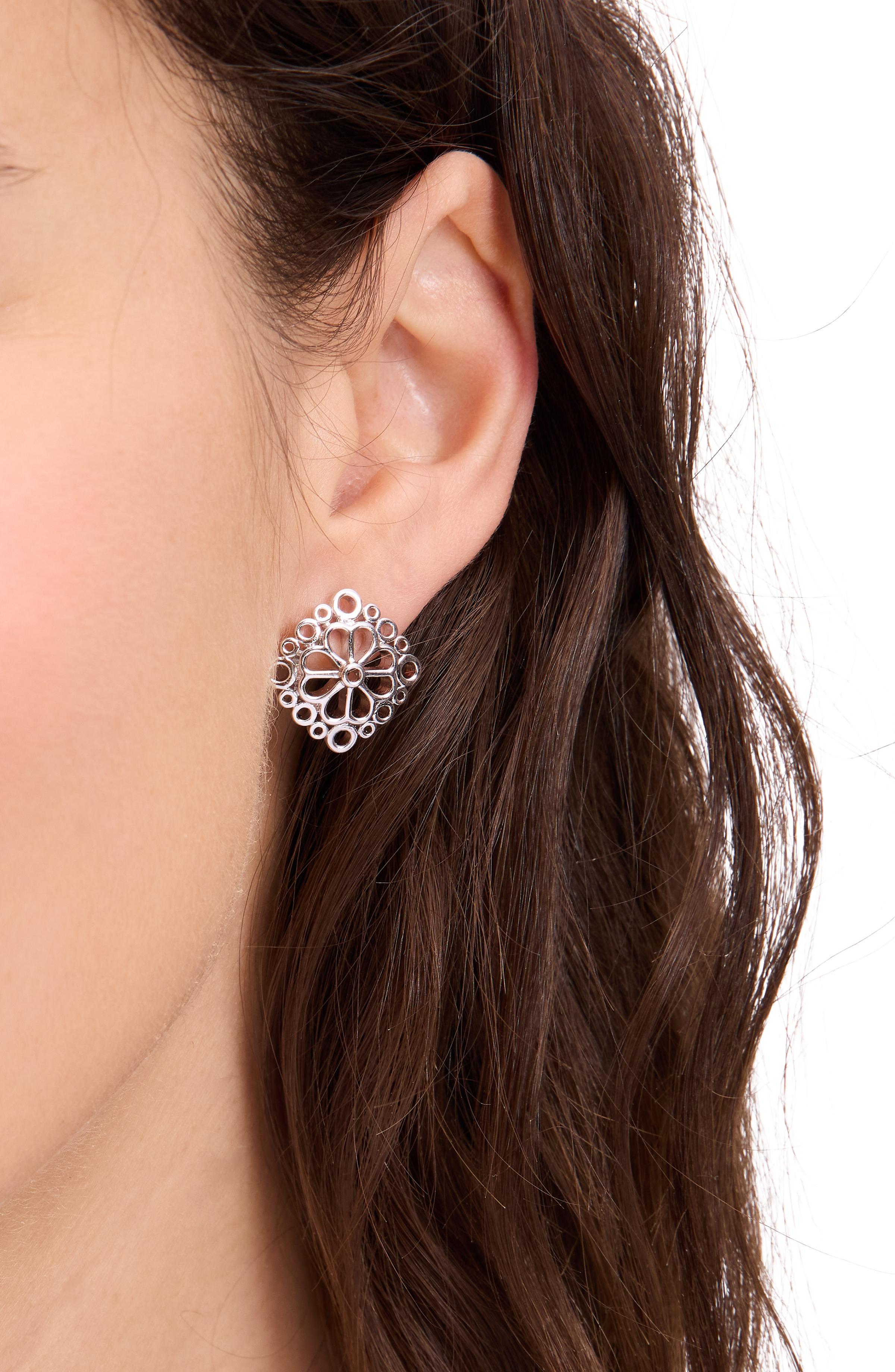 KM021-Studs-Silver