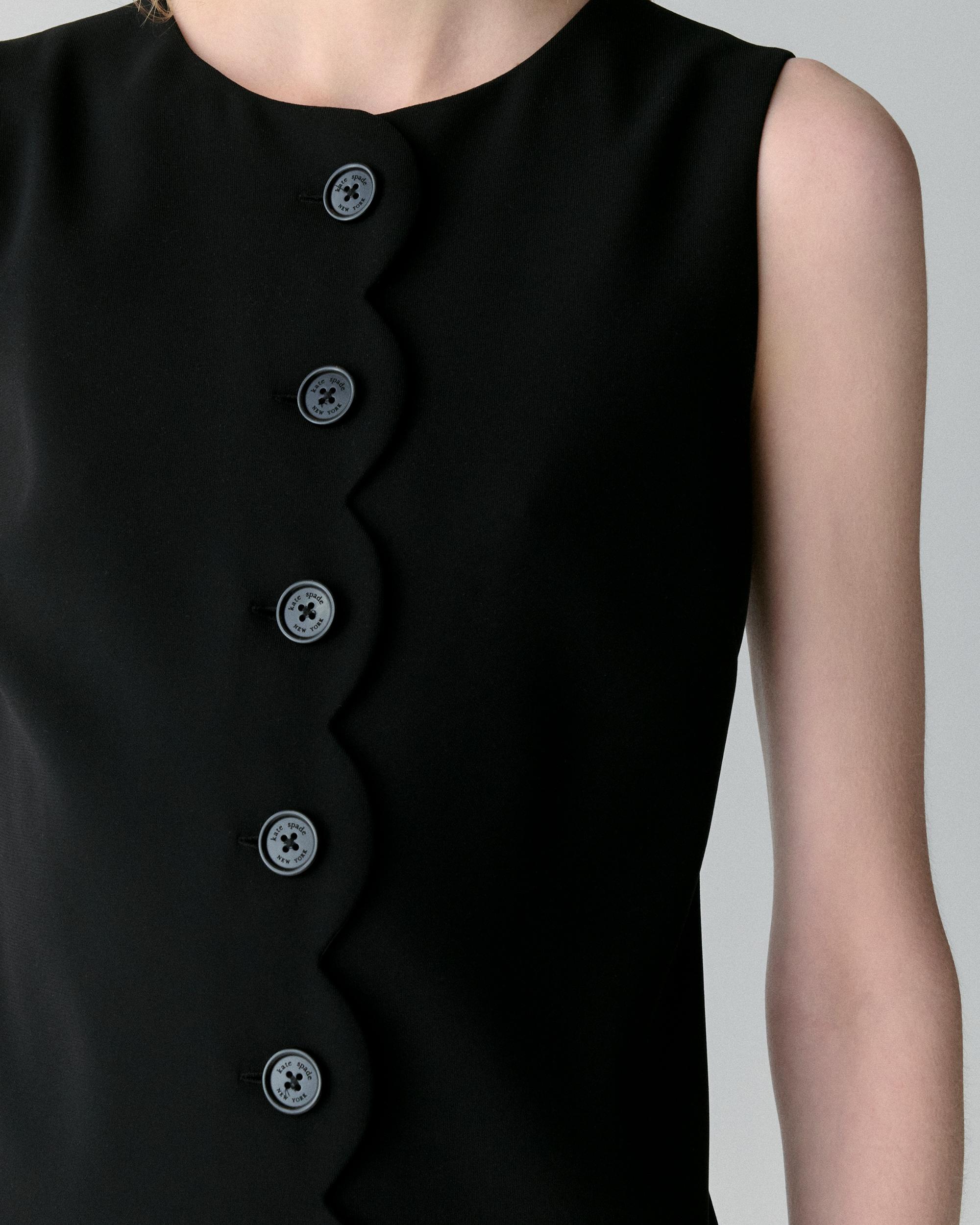 KM477-Scallop Shift Dress-Black