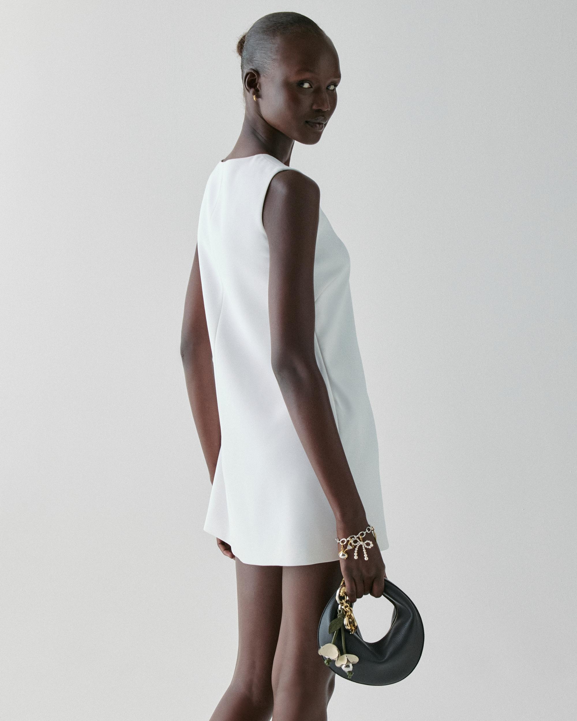 KM477-Scallop Shift Dress-Cream