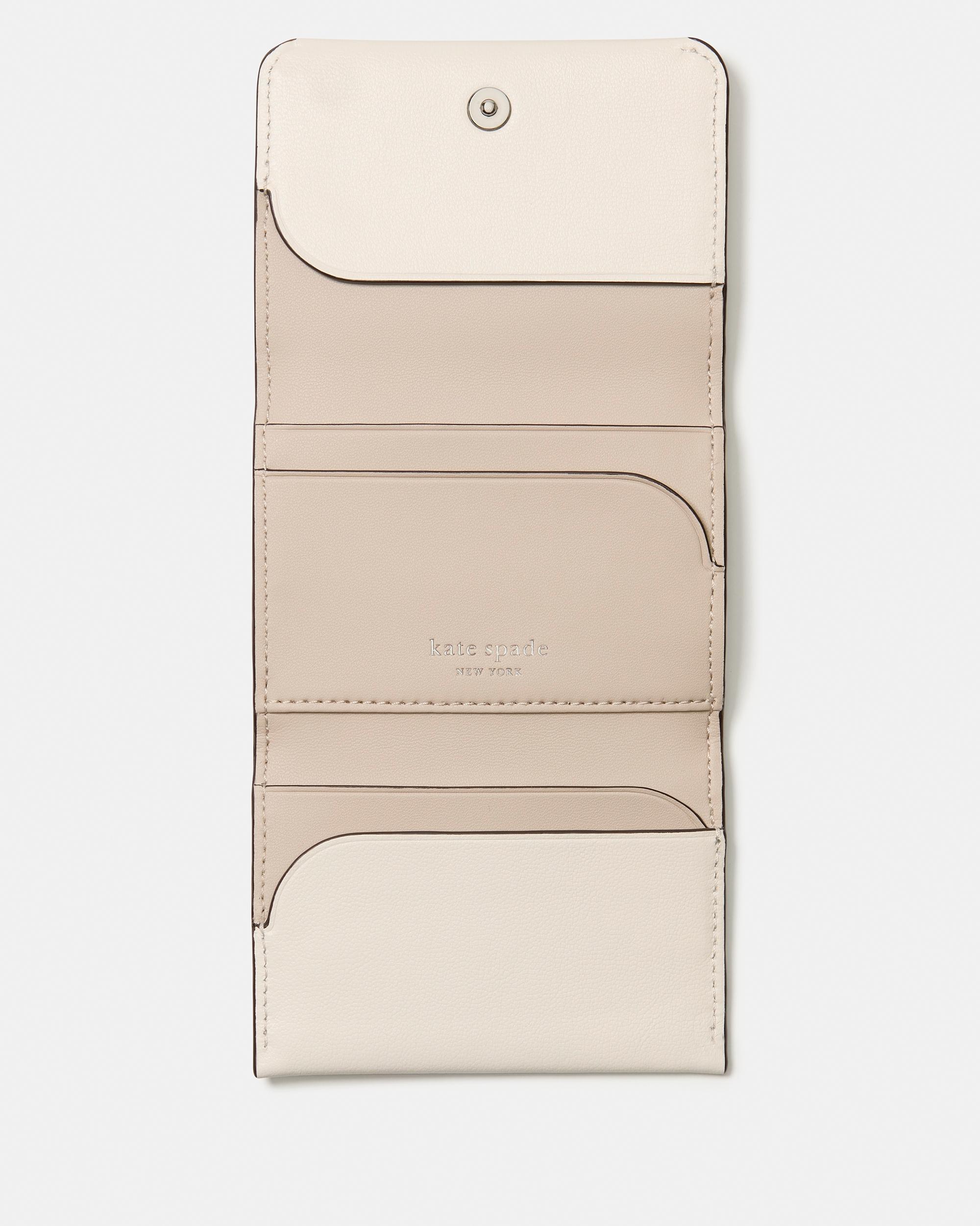 KN031-Hal Fgl Tri Wlt-Cream