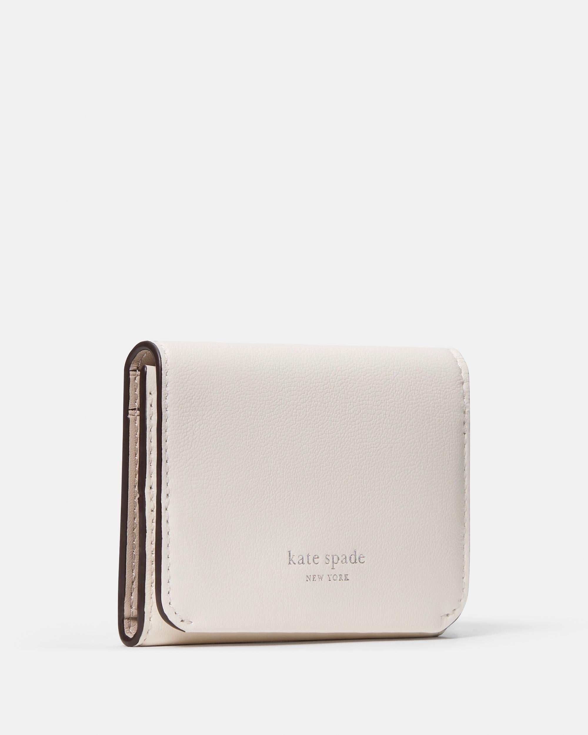 KN031-Hal Fgl Tri Wlt-Cream