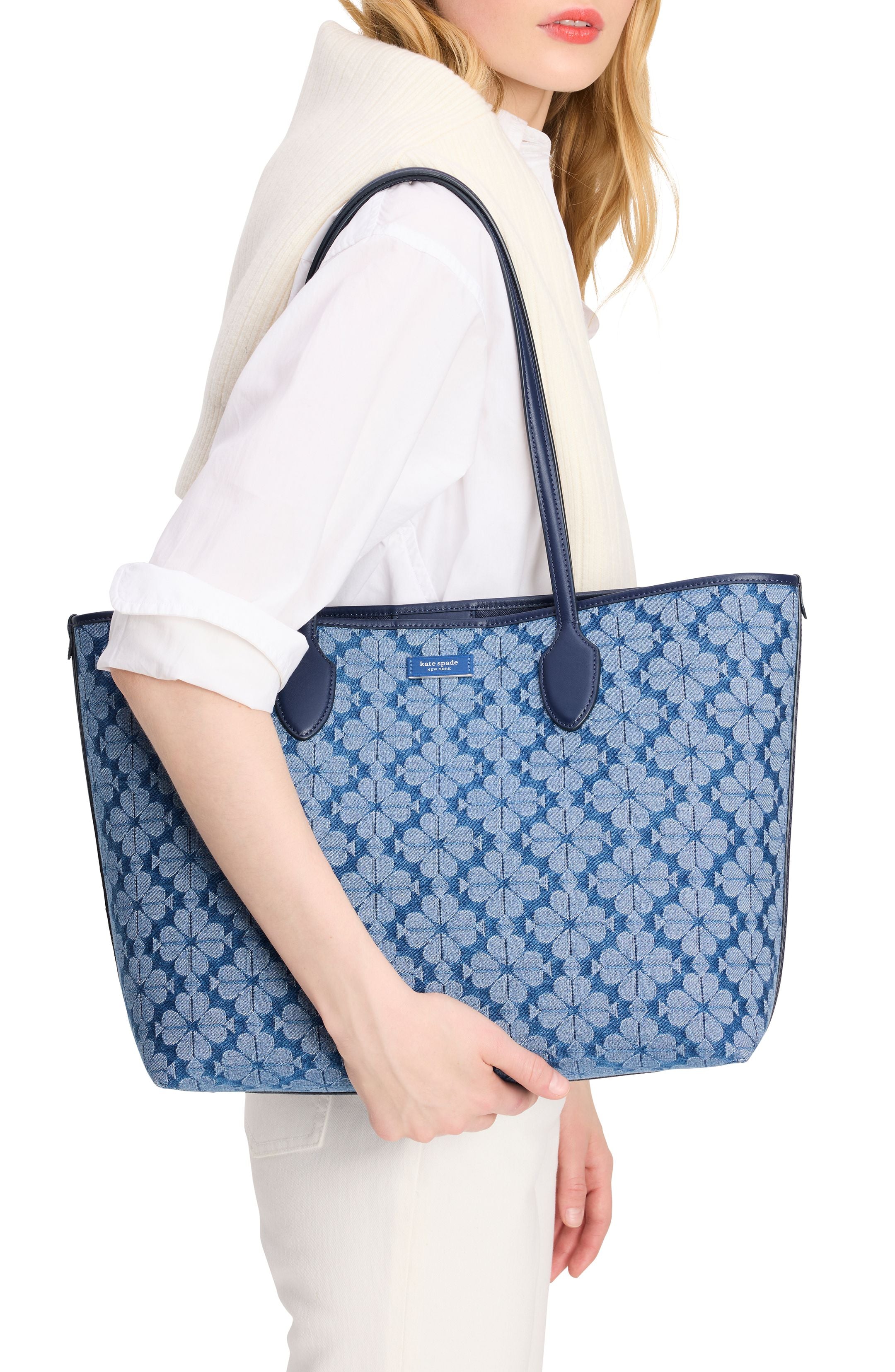 KF956-SFJD BKR TOTE-Parisian Navy Multi